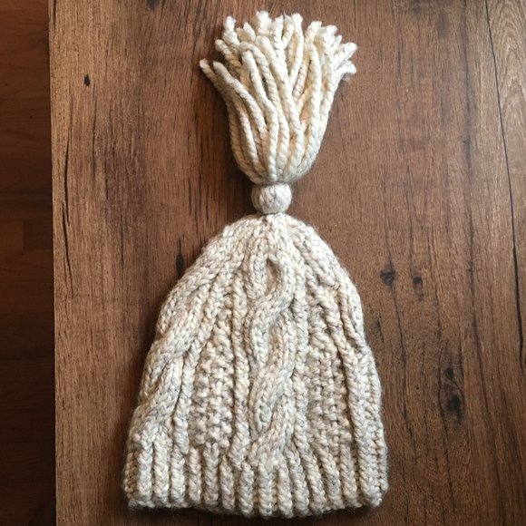 Chunky Knit, Beige Cable Twist, Tasseled Hat main image 8